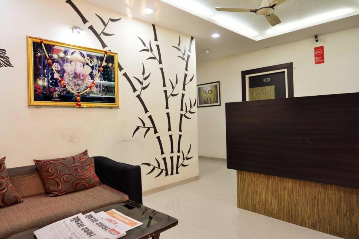 Hotel Royal Apple Ahmedabad Eksteriør bilde